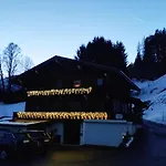 Ehrensberger شقة